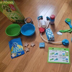 Melissa n Doug Pet care set
